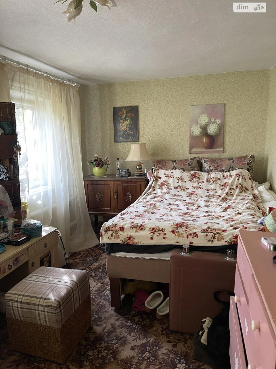 Sale of a Part of a House in Dakhnivka