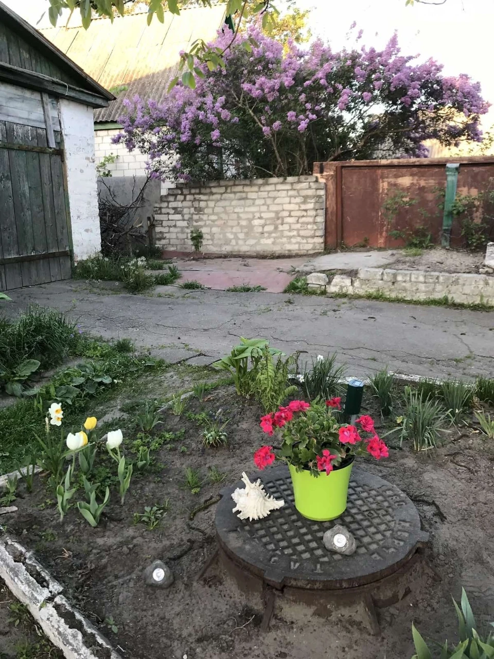 Sale of a Part of a House in Dakhnivka