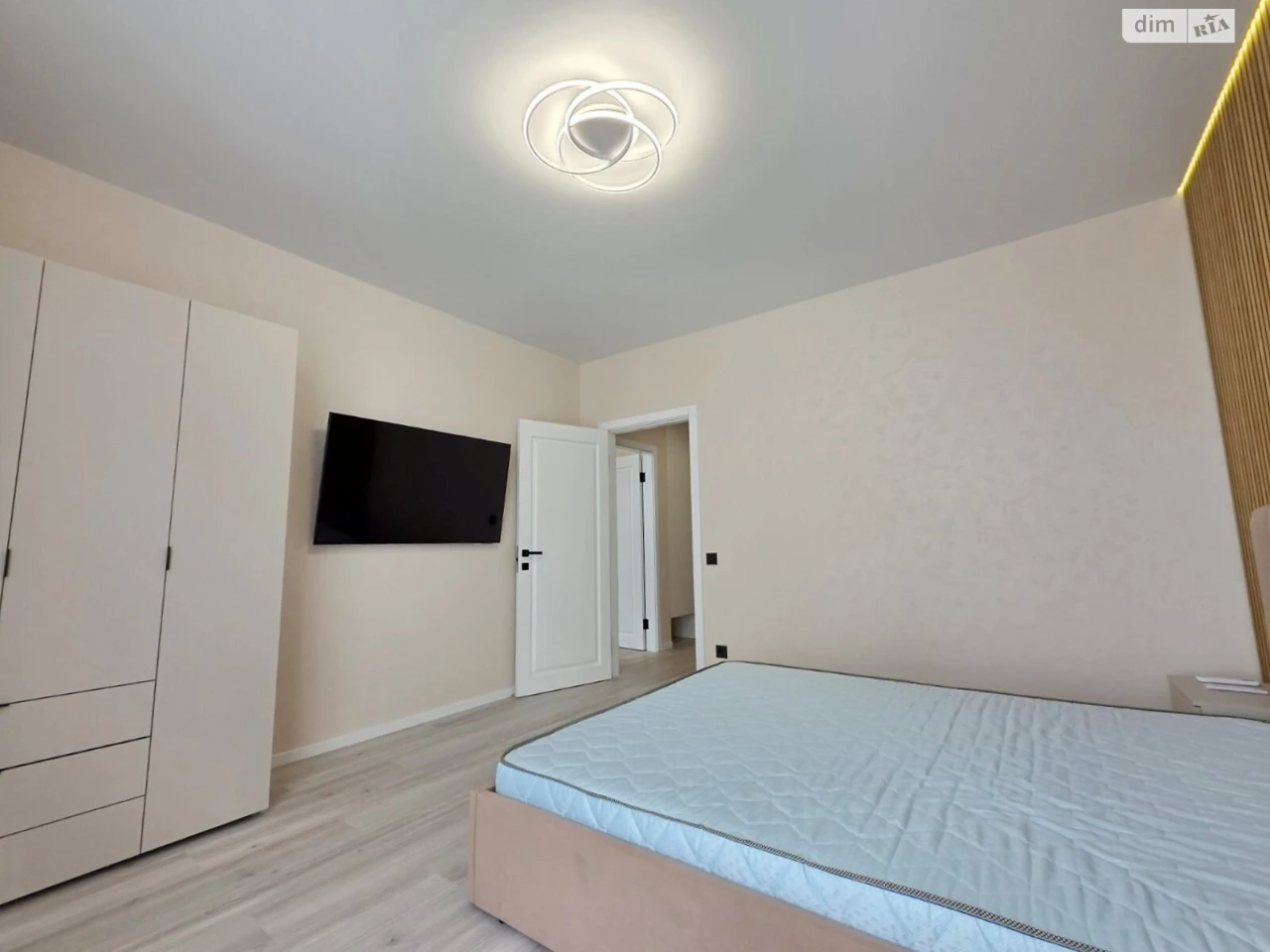 Long Term Rental Apartment, Darnitsky District