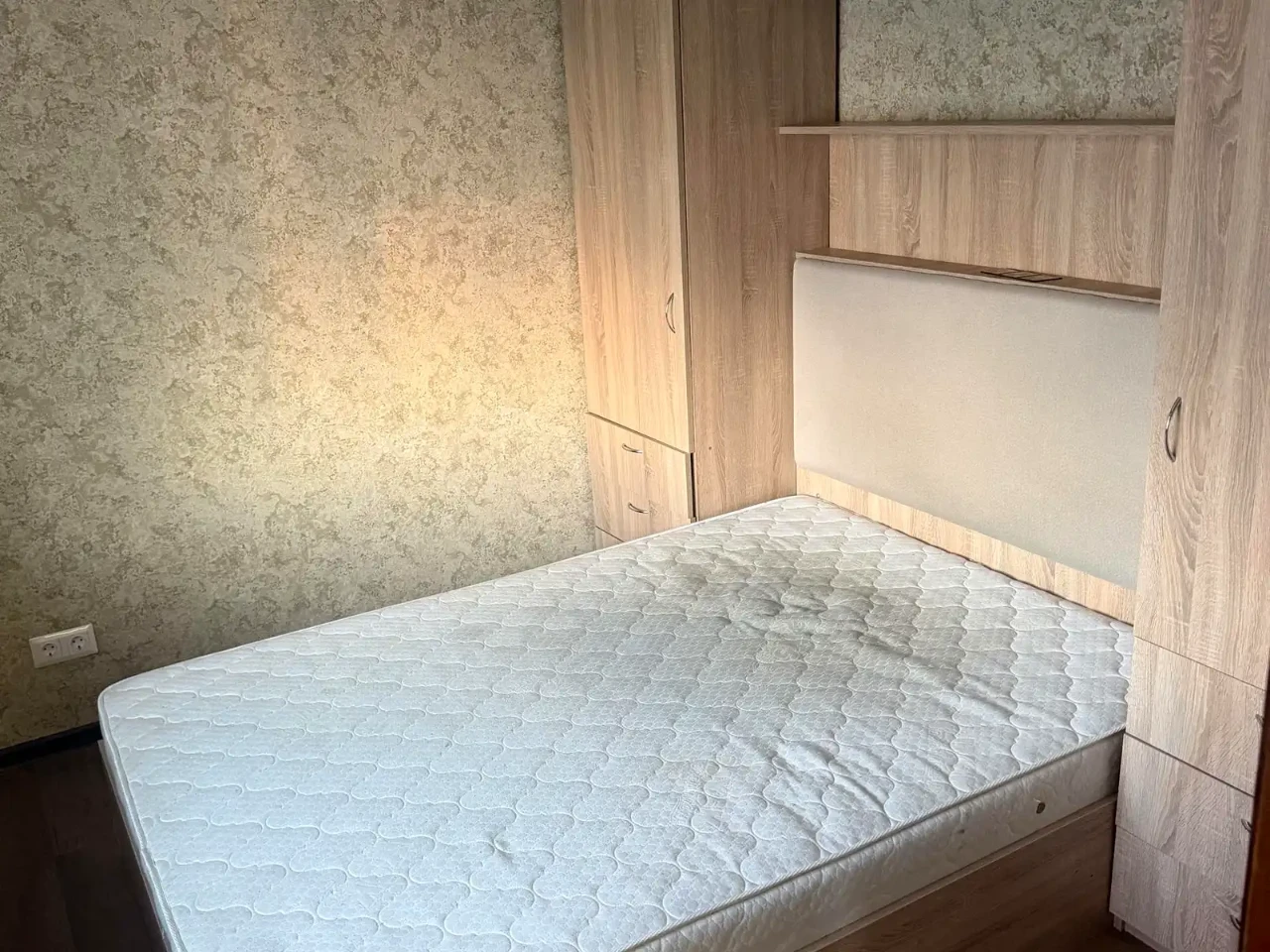 Сдается квартира 4-комнатная 85 м² на 8/9 этаже