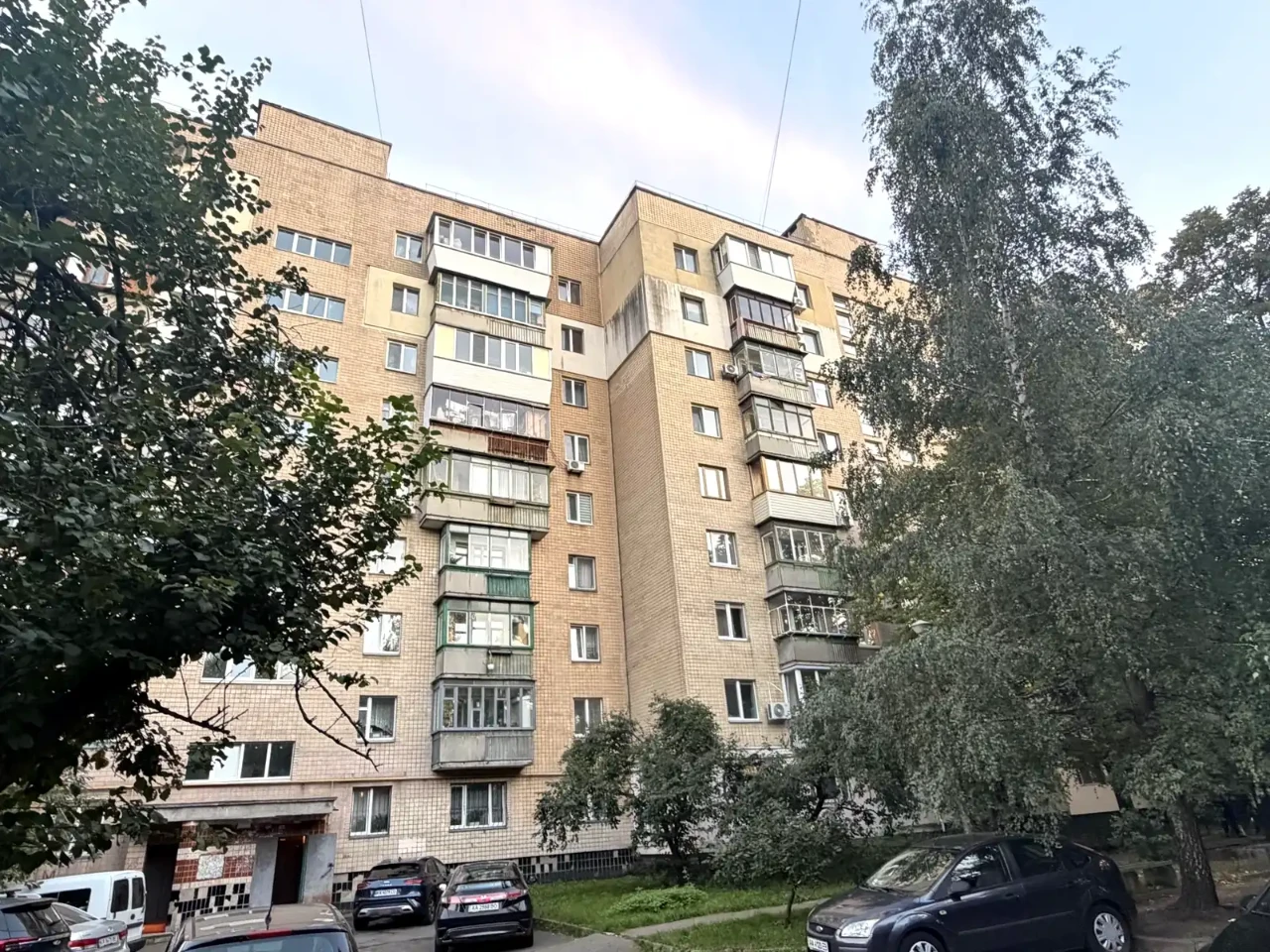 Сдается квартира 4-комнатная 85 м² на 8/9 этаже
