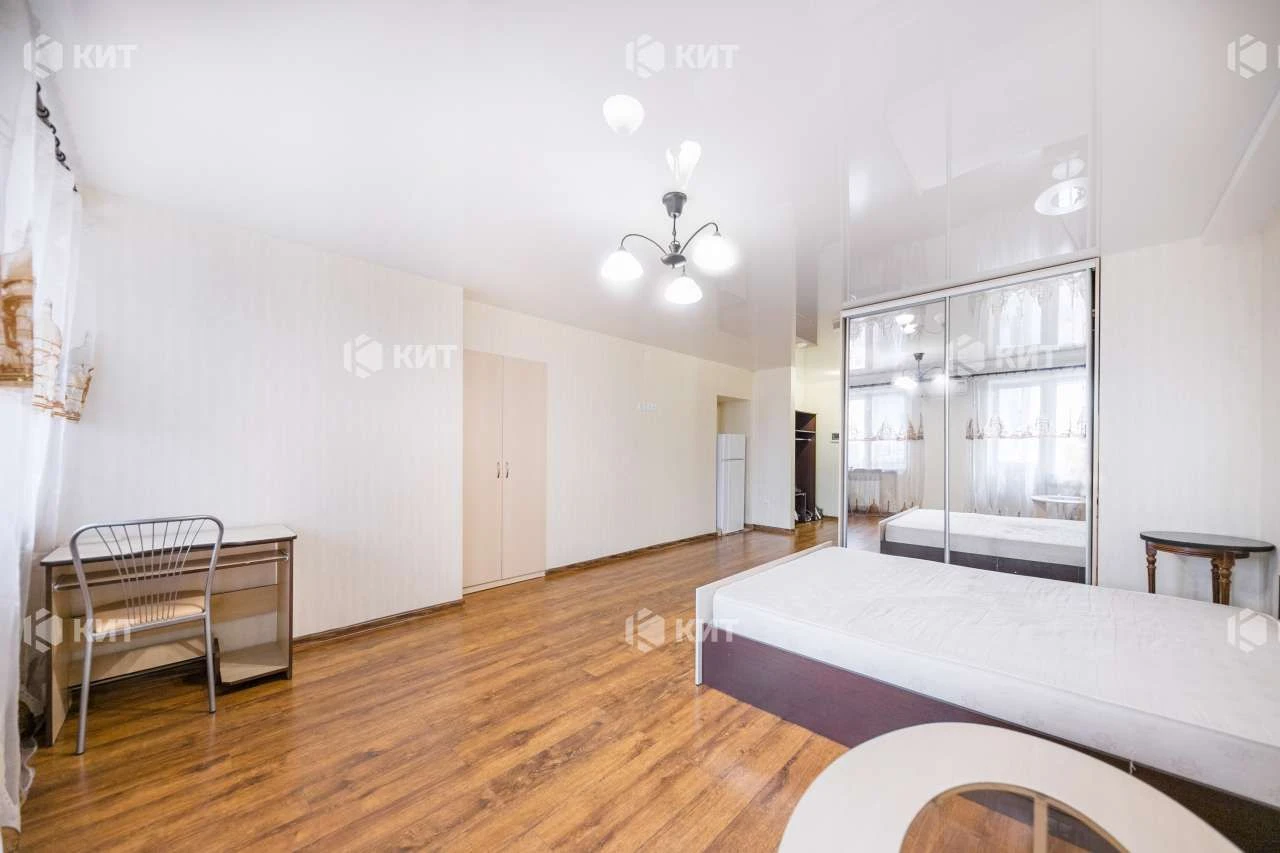 Apartment for Sale: Kharkov, Sport. Gagarin, Povst, 35 m²