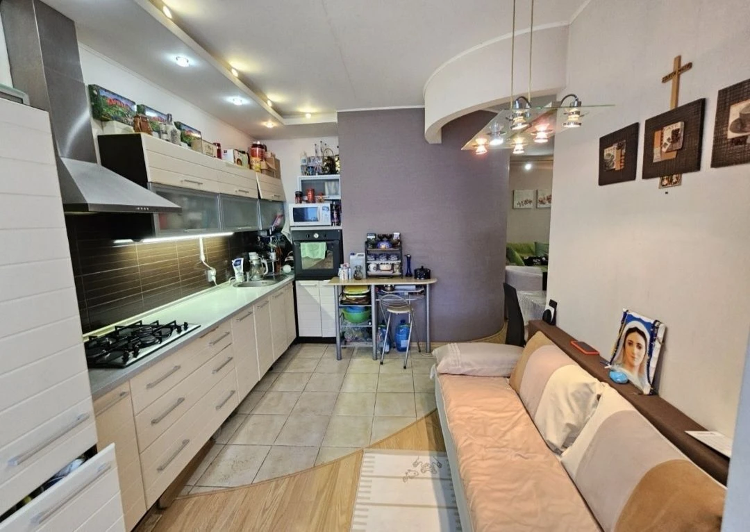 Продажа! 2-комн. кв. в центре, ул. Чорновола