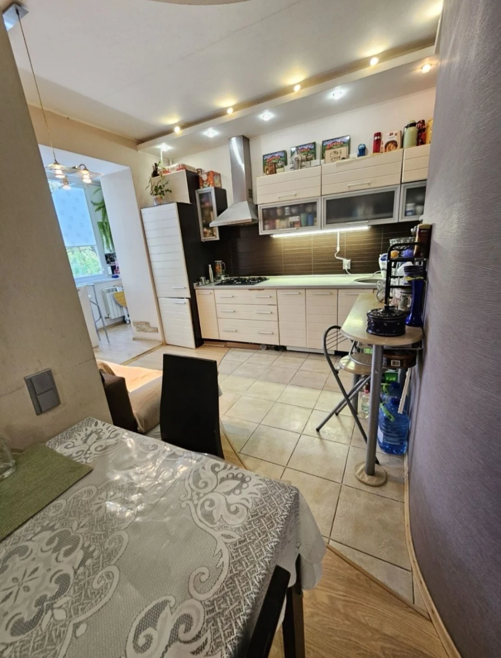 Продажа! 2-комн. кв. в центре, ул. Чорновола