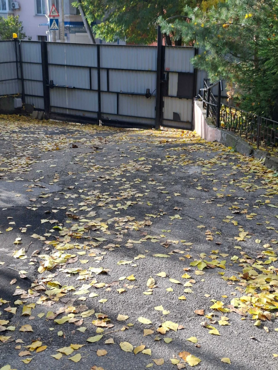 Garage for sale in the city center!