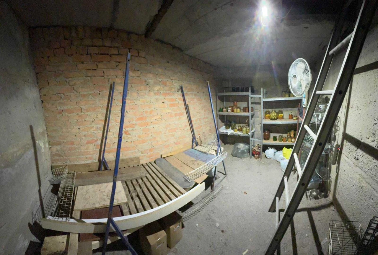 Капітальний гараж на Попова (кооп, Гаражний)