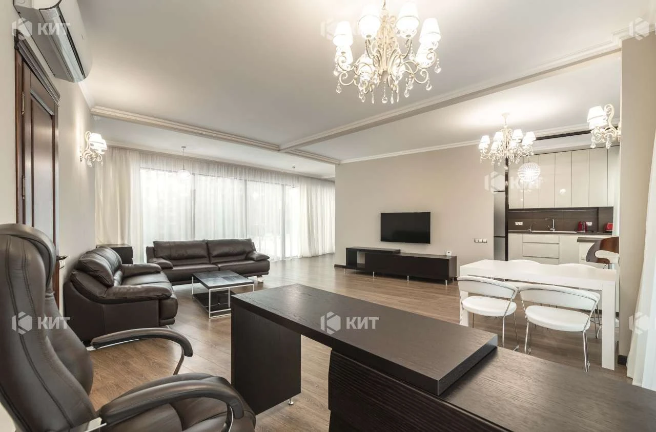 Apartment for Sale, Kharkiv, Pavlov Pole, 105 m²