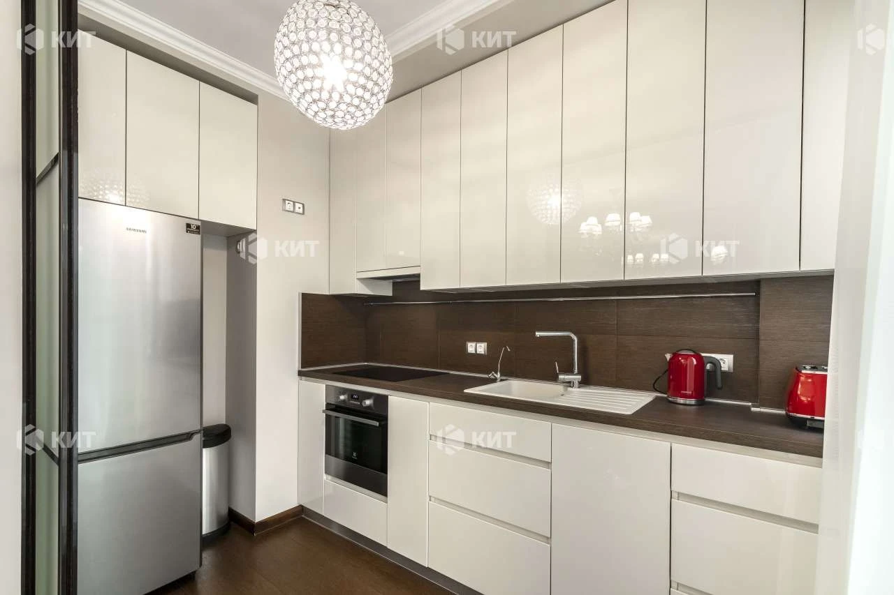 Apartment for Sale, Kharkiv, Pavlov Pole, 105 m²