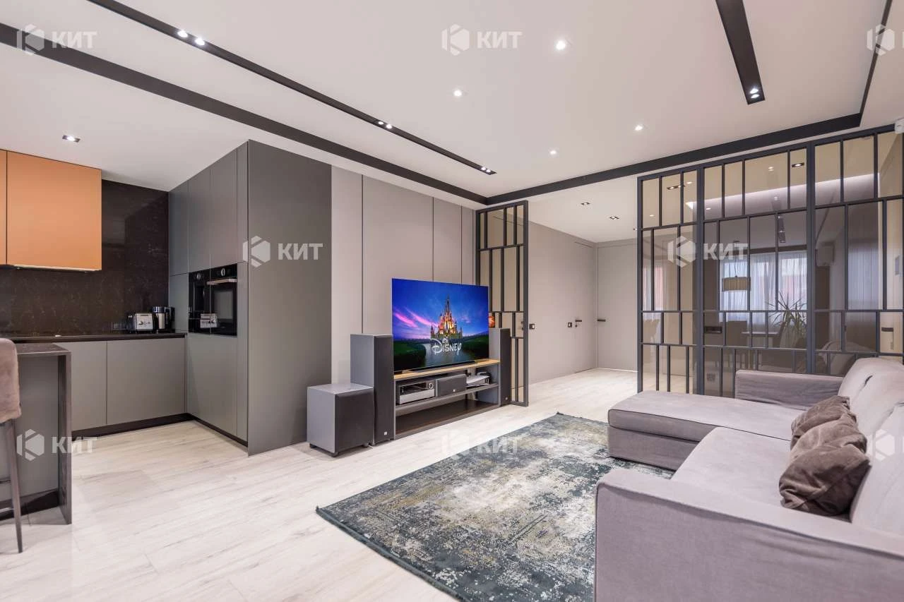 Продажа квартиры, Харьков, Северная Салтовка, 102 м²