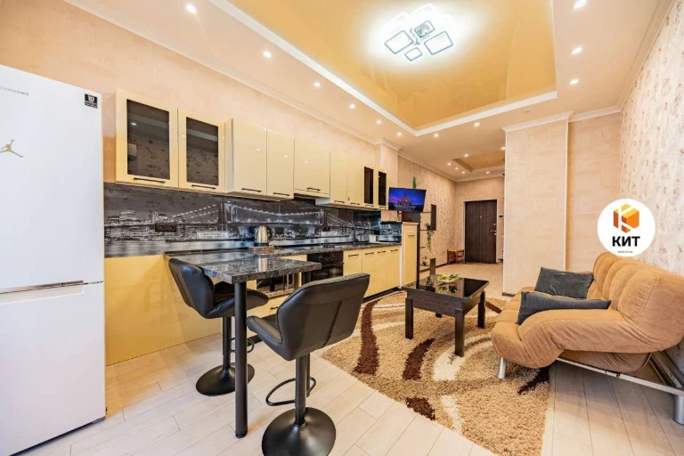 Apartment for Sale, Kharkiv, Pavlov Pole, 72 m²