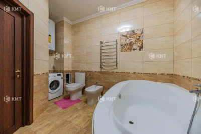 Apartment for Sale, Kharkiv, Pavlov Pole, 72 m²