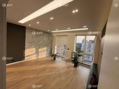 Apartment for Sale: Kharkiv, Klochkovska, 170 sq m