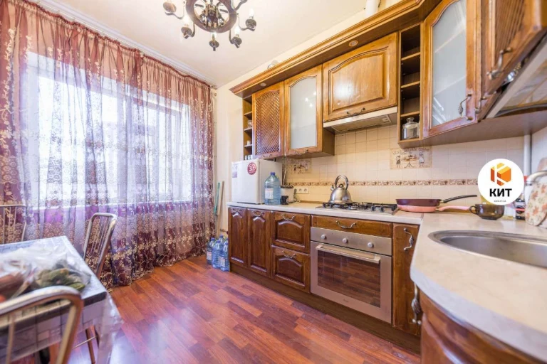 Apartment for Sale: Kharkiv, Naukova, 100 sq m