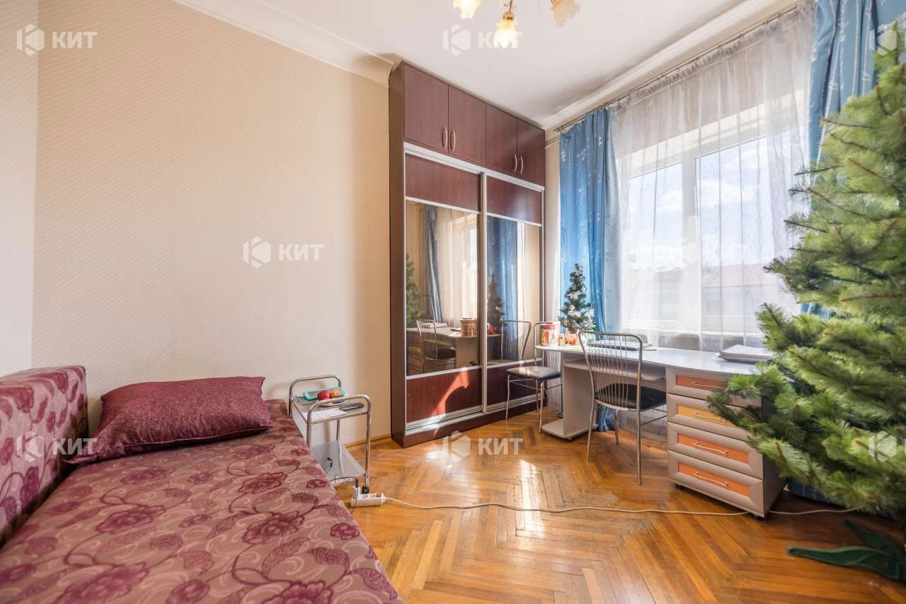 Apartment for Sale: Kharkiv, Naukova, 100 sq m