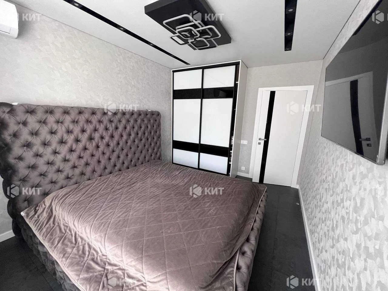 Apartment for Sale, Kharkov, Sport.Gagar.Povst., 69 m²