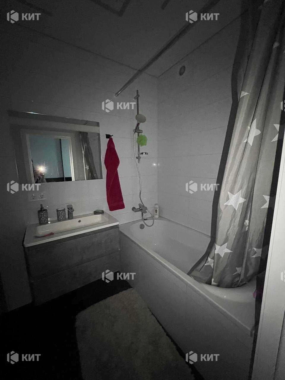 Apartment for Sale, Kharkov, Sport.Gagar.Povst., 69 m²
