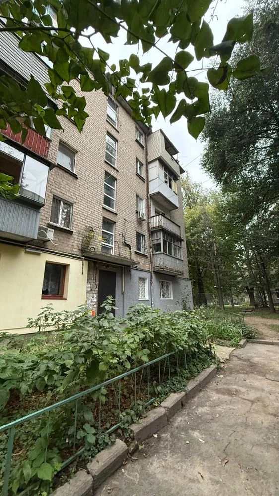 Sale of Property at Polya Avenue, Gavrilenko Street 2. Bogdan Khmelnicky Titov
