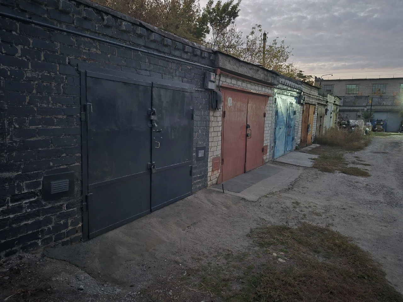 Garage on Upper Hortsice
