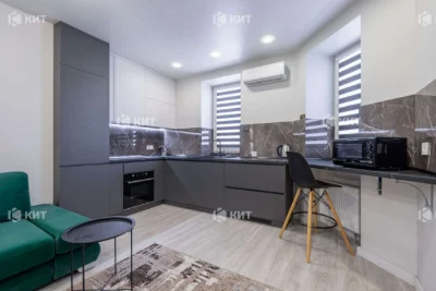 Apartment for Sale, Kharkiv, Sokilniki, 100 m²