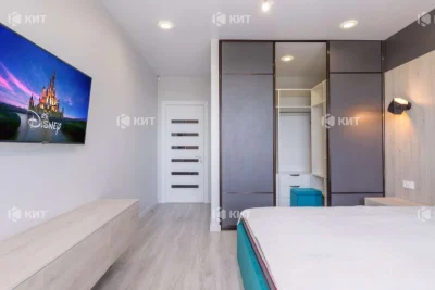 Apartment for Sale, Kharkiv, Sokilniki, 100 m²