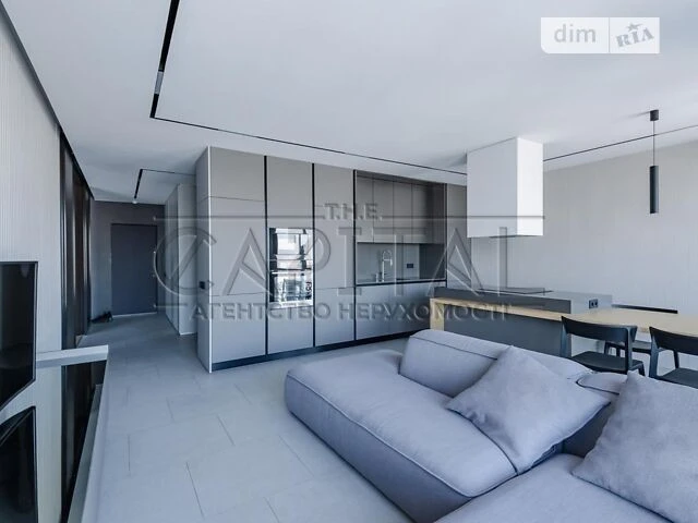 Sale of 3-room apartment 73 sq. m on Mytropolyta Vasylya Lypki St.