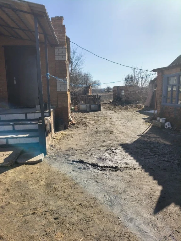 For Sale: House without amenities