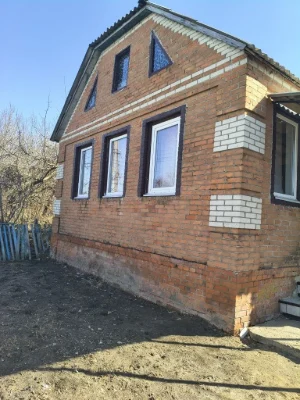 Продам будинок  без зручностей