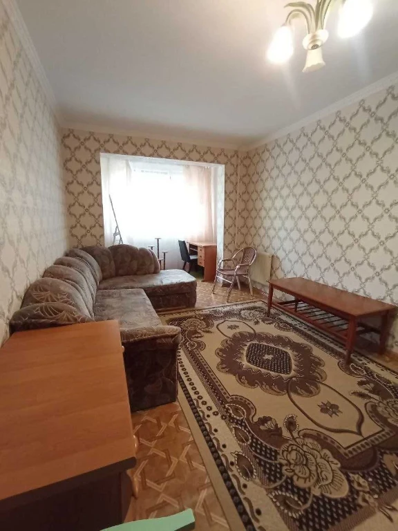 Продам квартиру двокімнатну