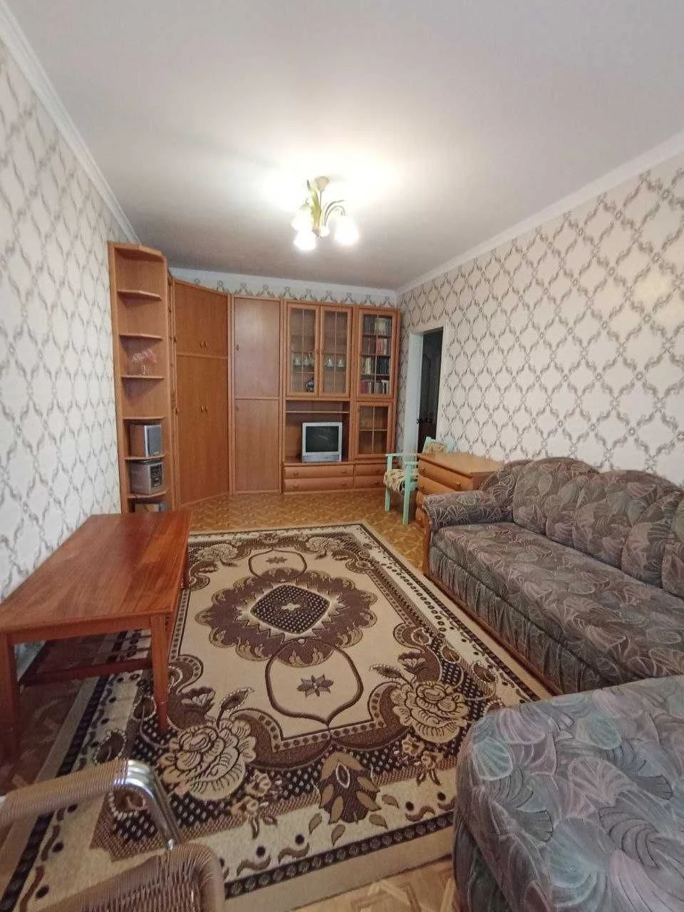 Продається двокімнатна квартира