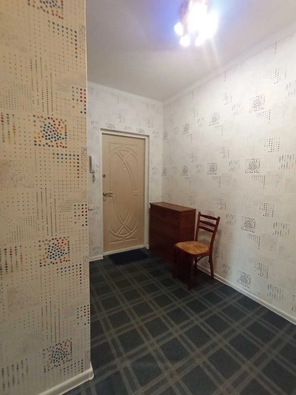 Продається двокімнатна квартира