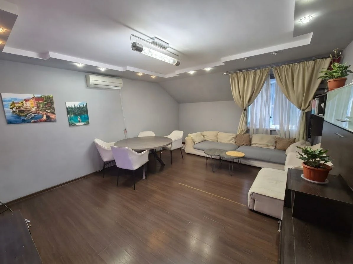 3-room apartment, Ruska Street