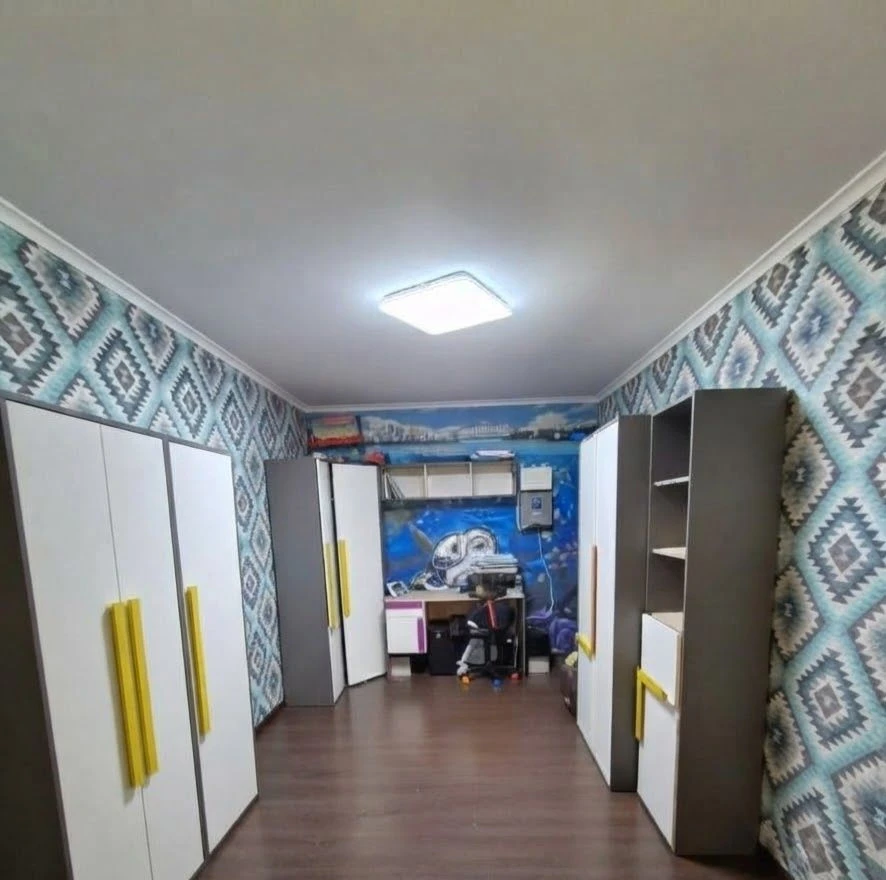 3-room apartment, Ruska Street