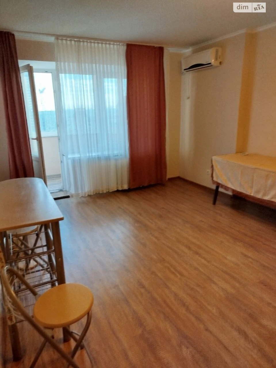 Long-Term Rental Apartment Rainbow District