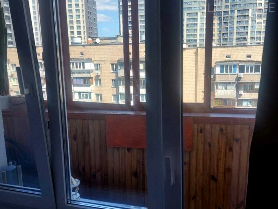 Apartment. Demeshka Street, Kyiv