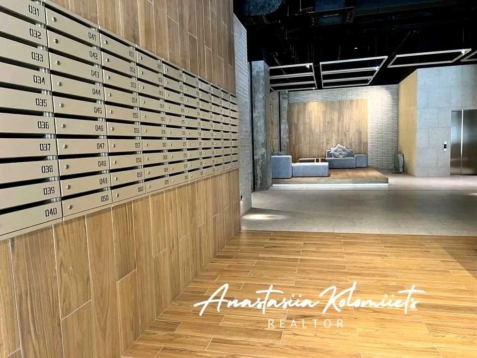 Apartment. 93-ya Cholnolyarskaya Brigada Street, Dnipro