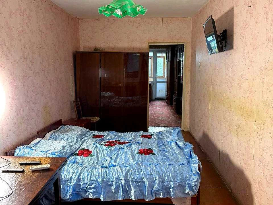 Apartment. Дніpro, Naberezhna Perevomohy st.
