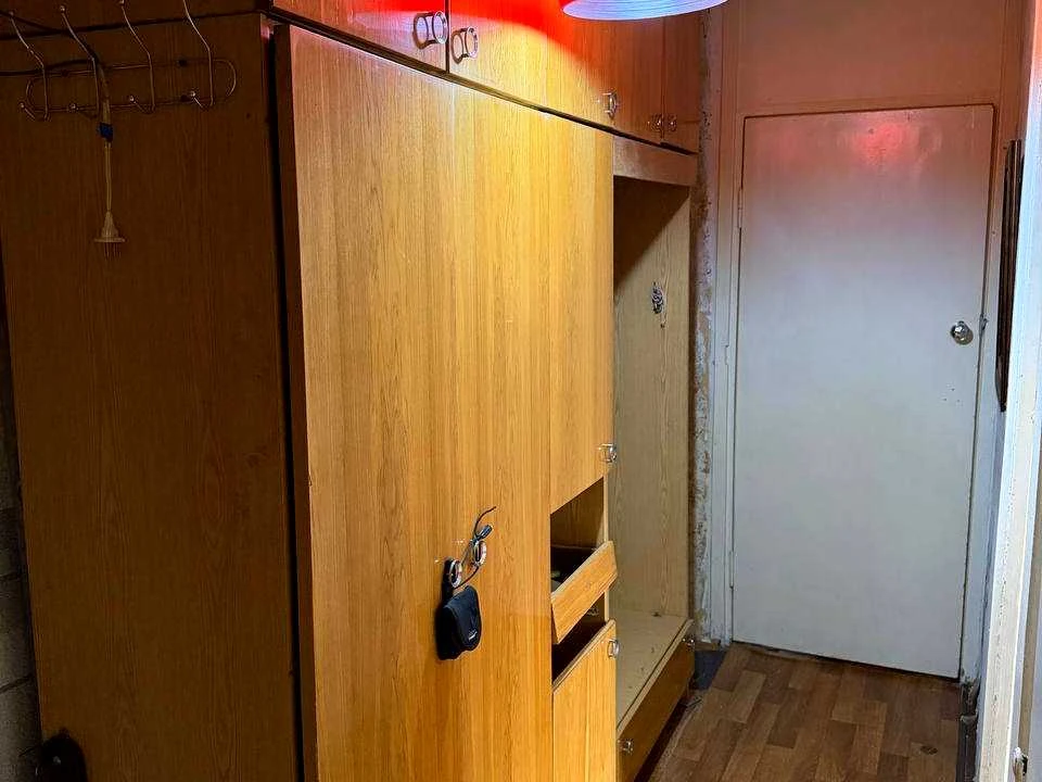 Apartment. Дніpro, Naberezhna Perevomohy st.