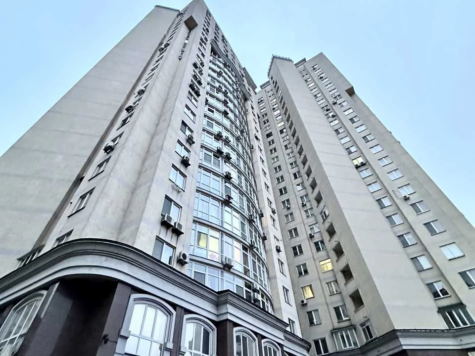 Квартира. Київ, Володимира Івасюка просп.