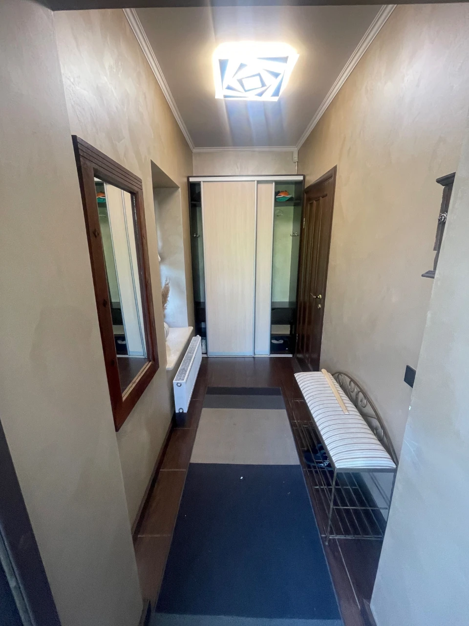 Продаж Будинок 186 м² + гостьовий будинок 45 м², 11 соток, К
