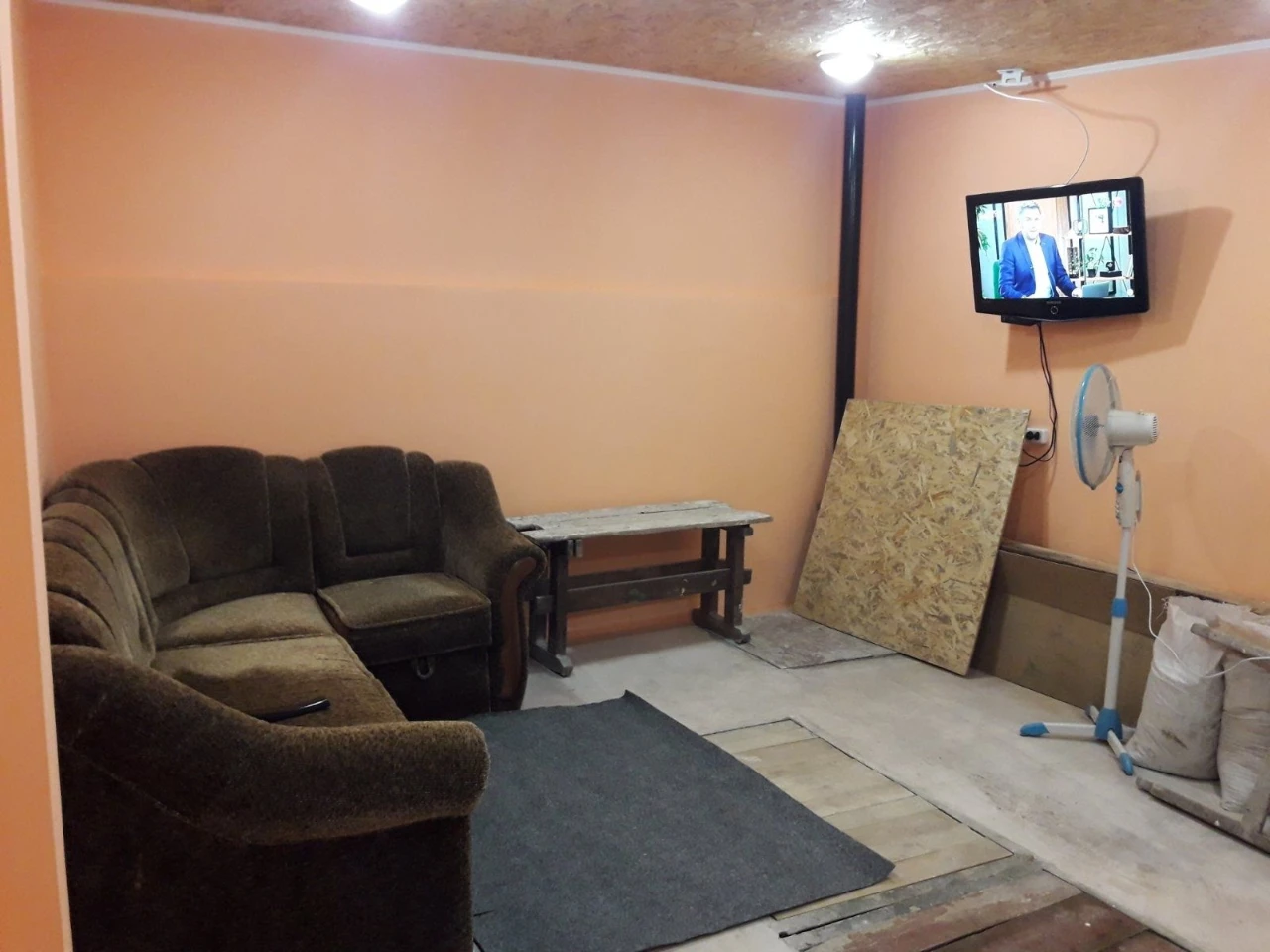 Garage in Cooperative 10, renovated
