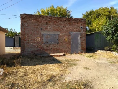 Продається міцна будівля 38 м²