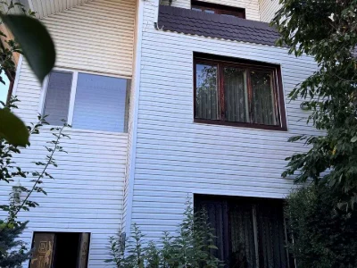 Будинок. Чернівці, Гостомельський пров.