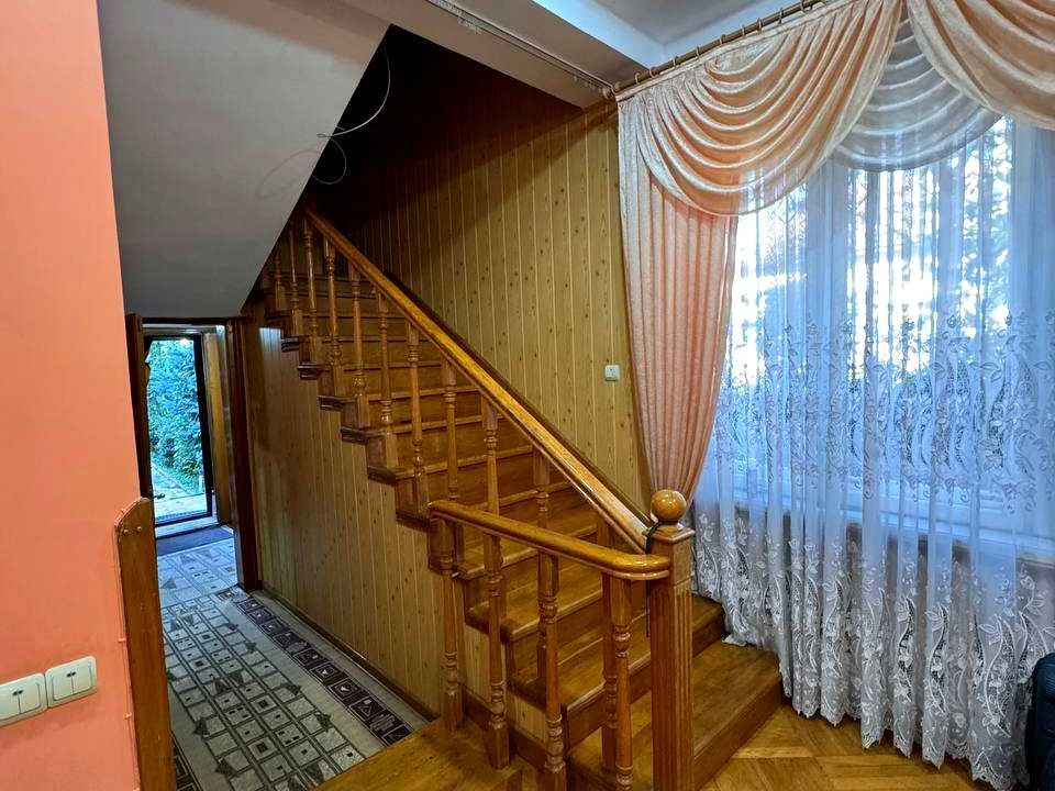 Будинок. Чернівці, Гостомельський пров.