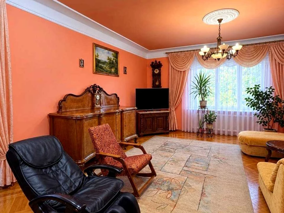 Будинок. Чернівці, Гостомельський пров.
