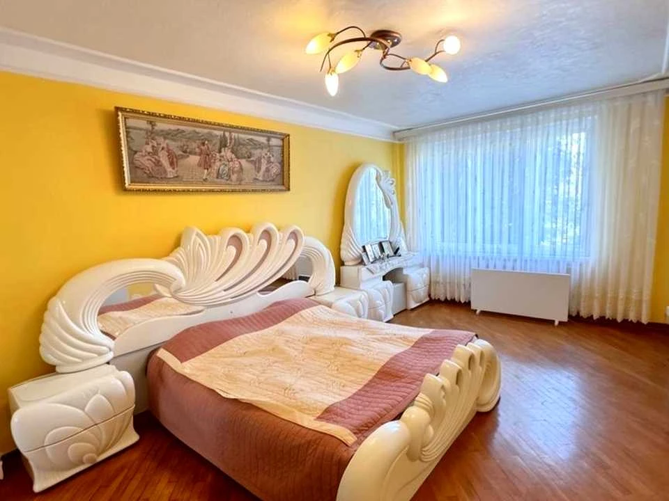 Будинок. Чернівці, Гостомельський пров.