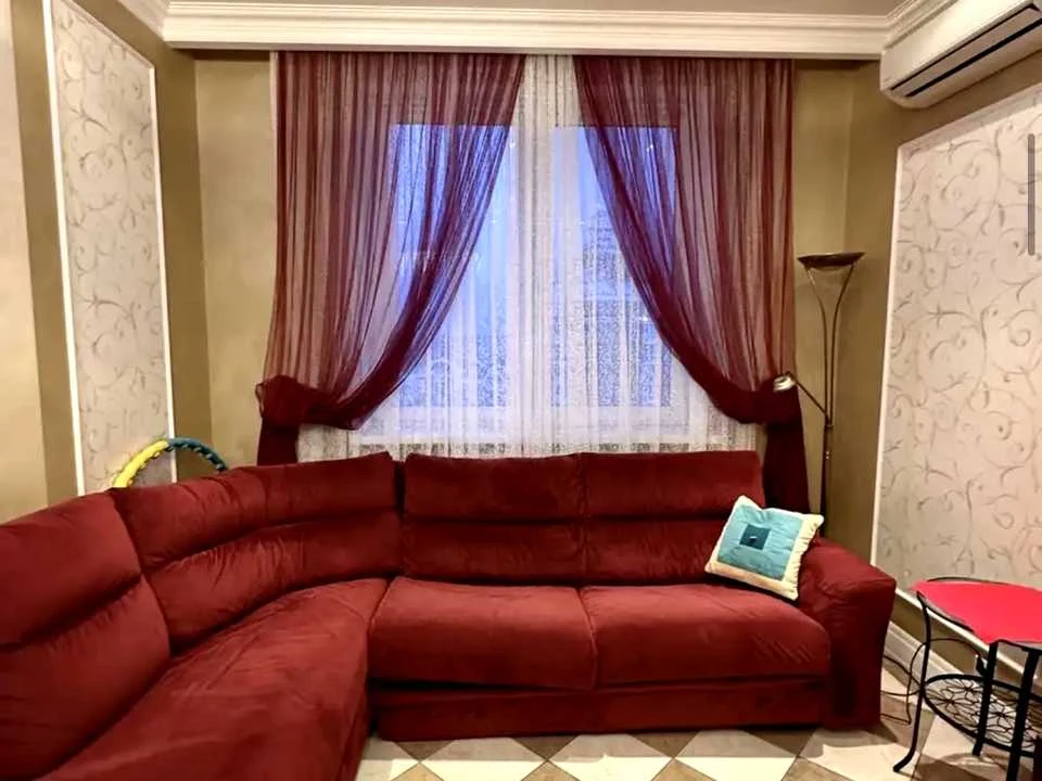 Apartment. Volodymyr Iasiuk Street, Kyiv