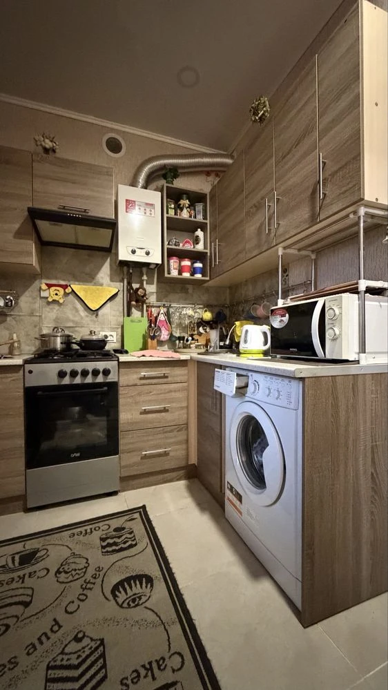 For Sale: 2-bedroom apartment on Working Street