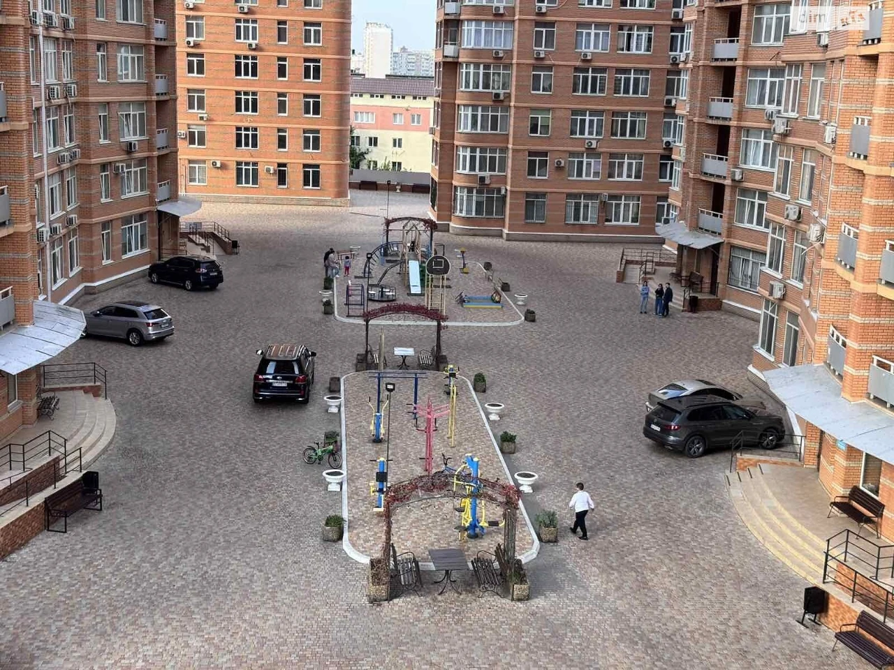 Продажа Квартиры в ЖК "Люксембург"