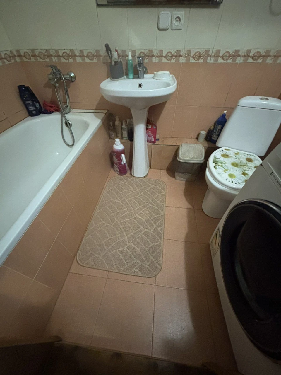 Sale of a 2-bedroom apartment