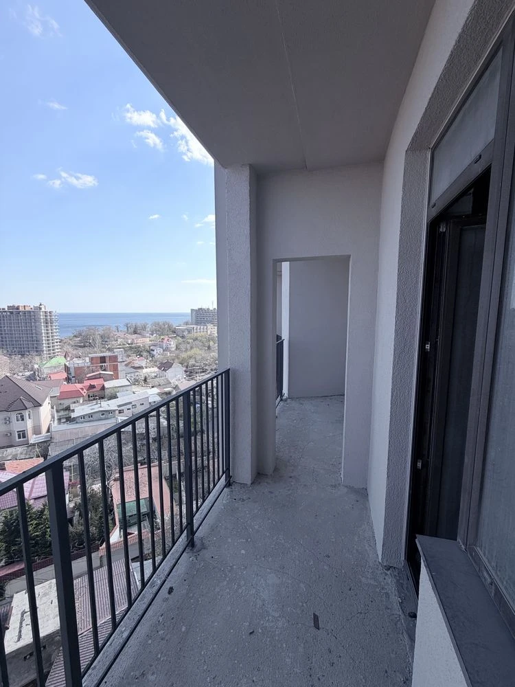 Favorable apartment for sale with direct sea view on 16 floors